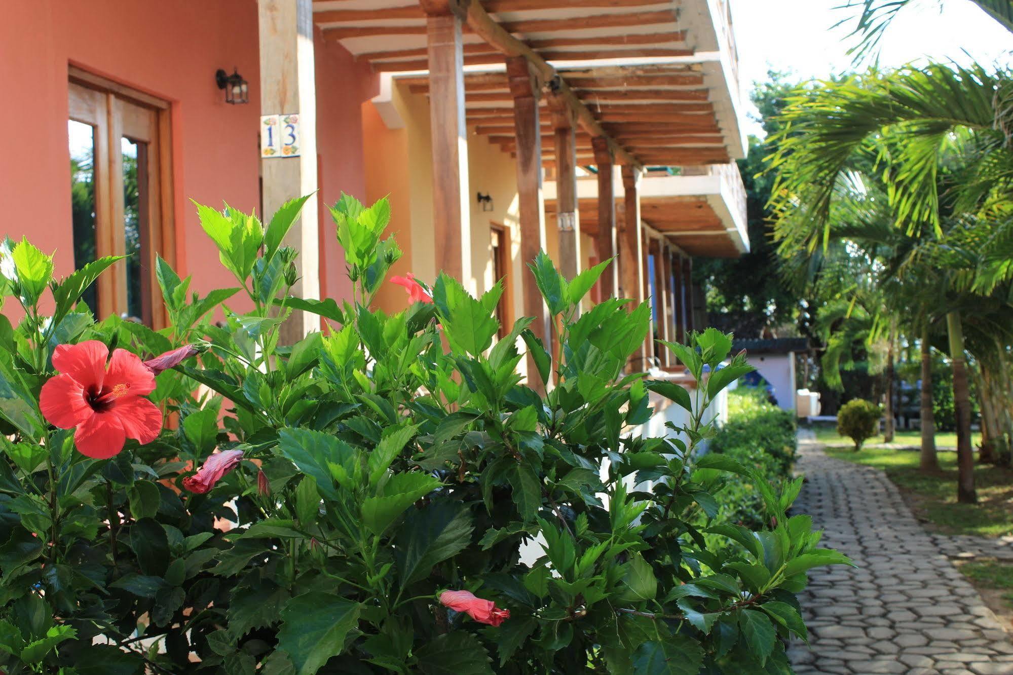 Hotel Punta Franca Jobal المظهر الخارجي الصورة